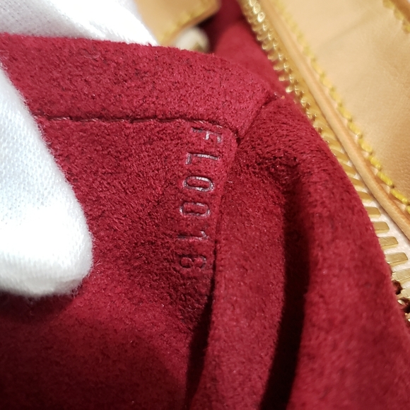 1️⃣7️⃣0️⃣0️⃣Authentic Multicolor blanc Lodge PM - Picture 6 of 16